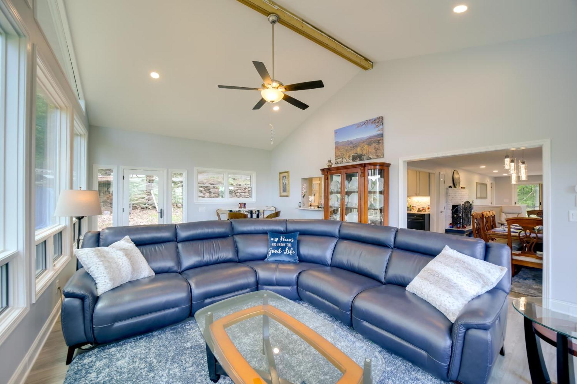 Villa Remote Smoky Mtn Escape With Views And Trail Access! à Cullowhee Extérieur photo